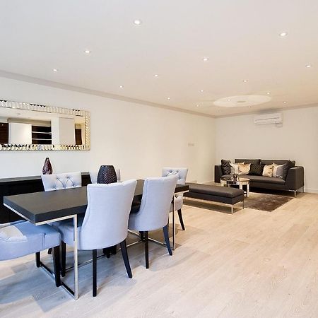 Stunning 2-Bedroom-Hosted By Sweetstay Londra Esterno foto